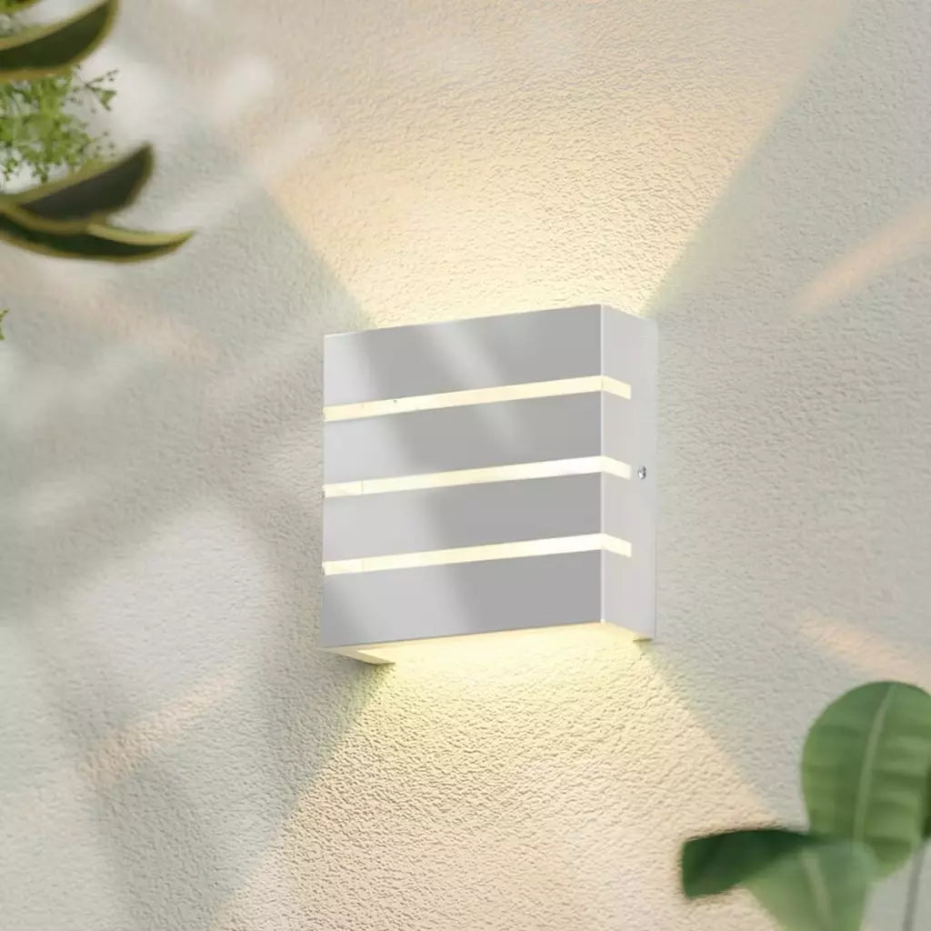 Arandelas LED de Parede – Kit 3 Peças, Metal 3 Frisos para Área Externa