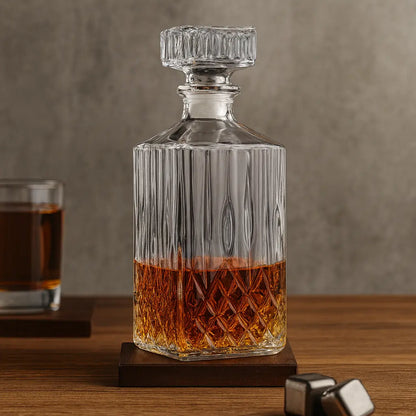 Decanter de Vidro Retrô 1L – Decoração Sofisticada para Whisky